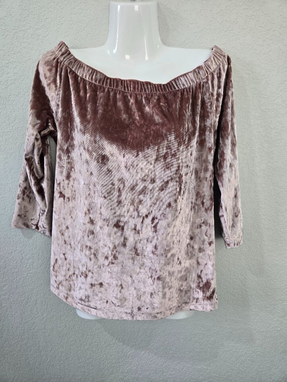 Velvet Off‑Shoulder 3/4 Sleeve Top – Size M
